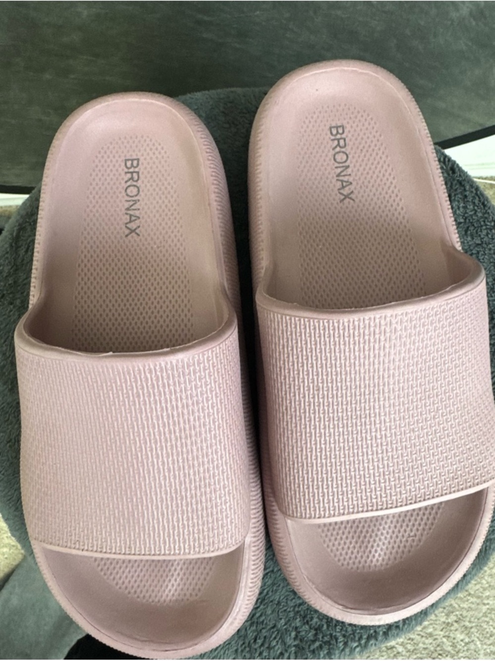 BRONAX Pink Cloud Slides Sandals | Cushioned Comfort Thick Sole | Size 9 - Picture 5 of 7